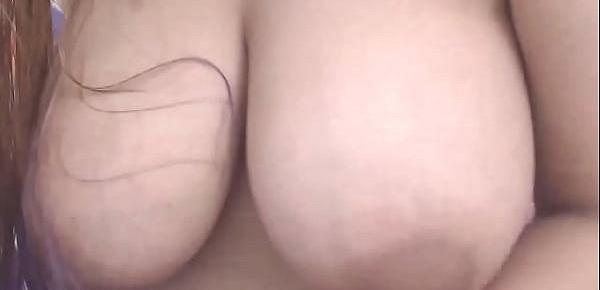  mona boobs